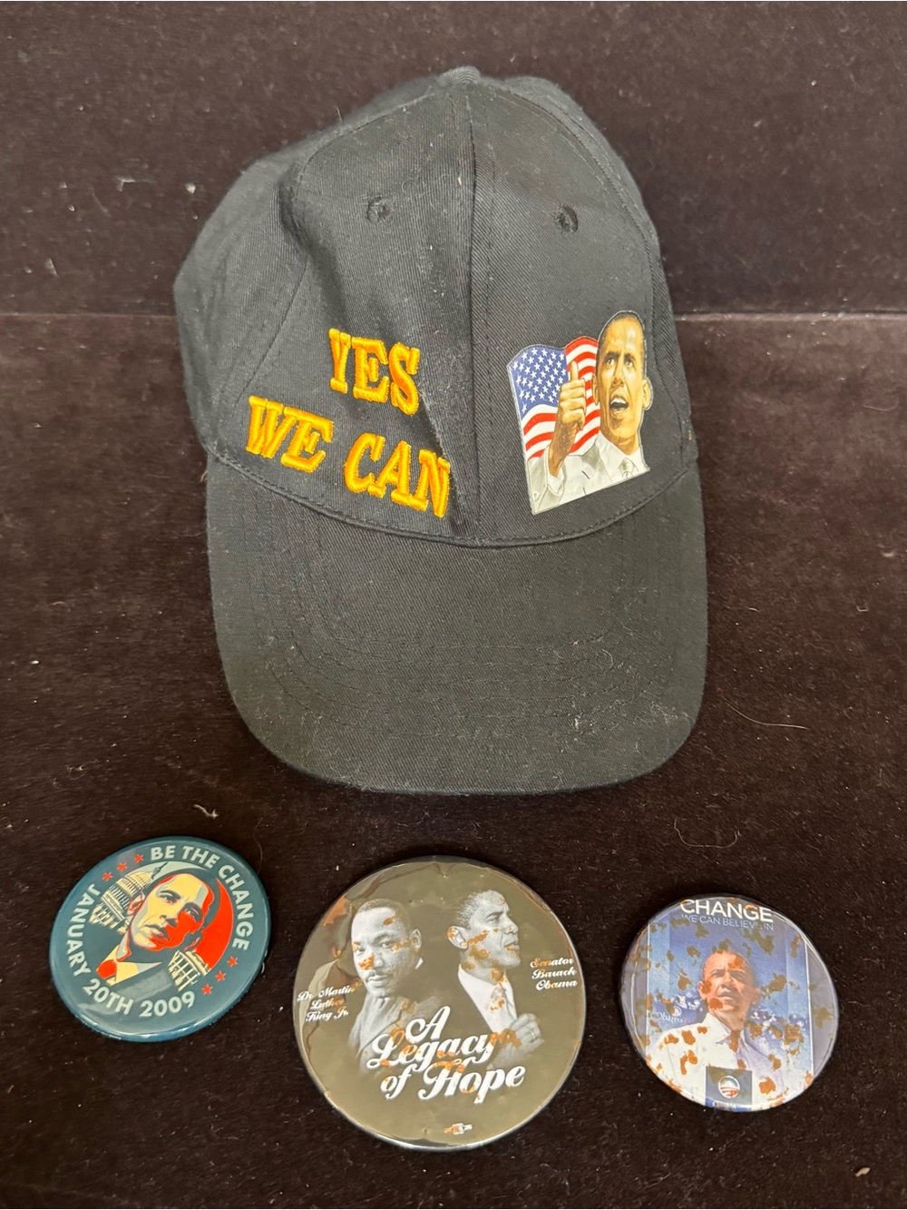 OBama "Yes We Can" Embroidered Baseball Cap with 3 pins memorabilia